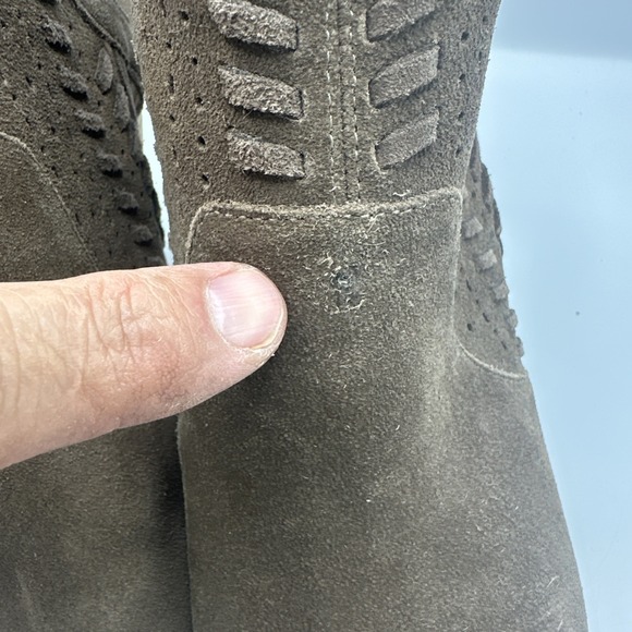 Vince Camuto Women's 9 1/2 Suede Ebelin Open Toe Boots Taupe Bootie - Picture 16 of 16